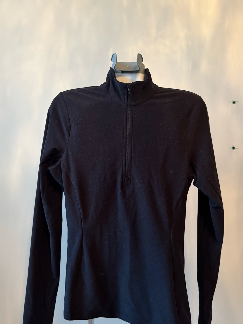 Alo Black Fitted Half Zip Running Pullover Thumbholes M